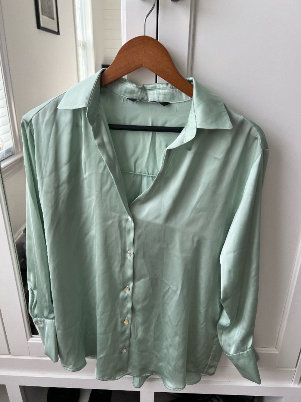 ZARA Mint Green Flowy Satin Collared Button-Up Top Size Small